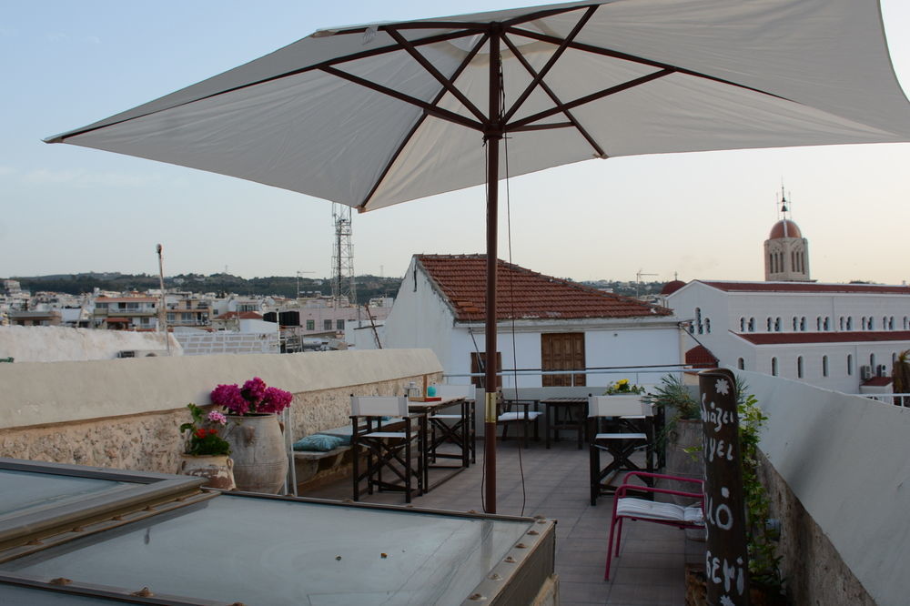 Smaragdi Boutique